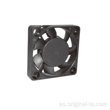 Lámpara de calle llevada con ventilador axial DC